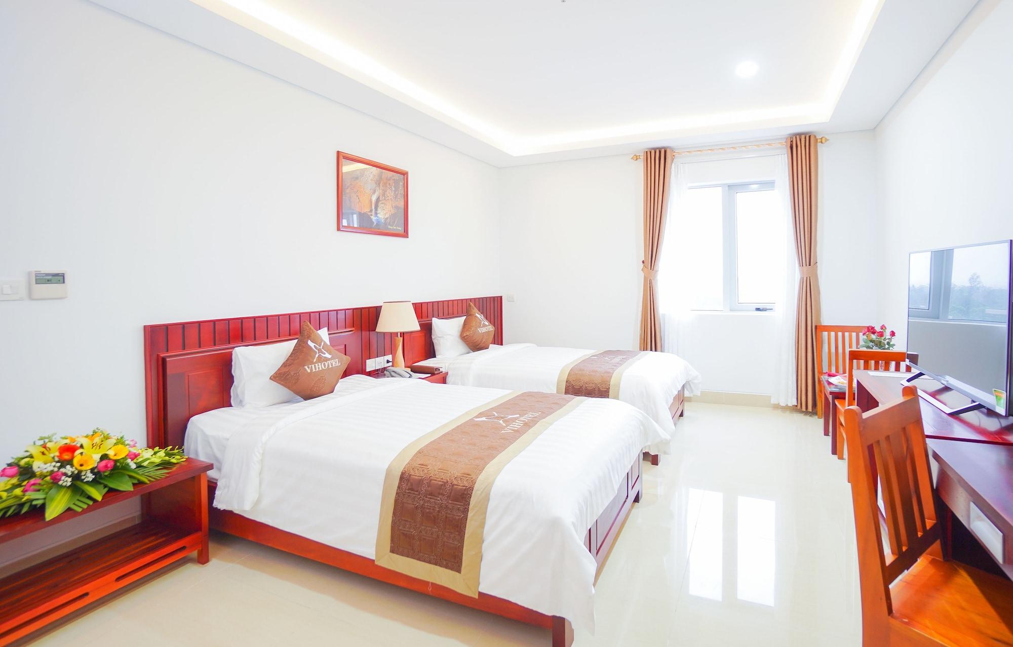 Vinh Hoang Hotel Dong Hoi Bagian luar foto