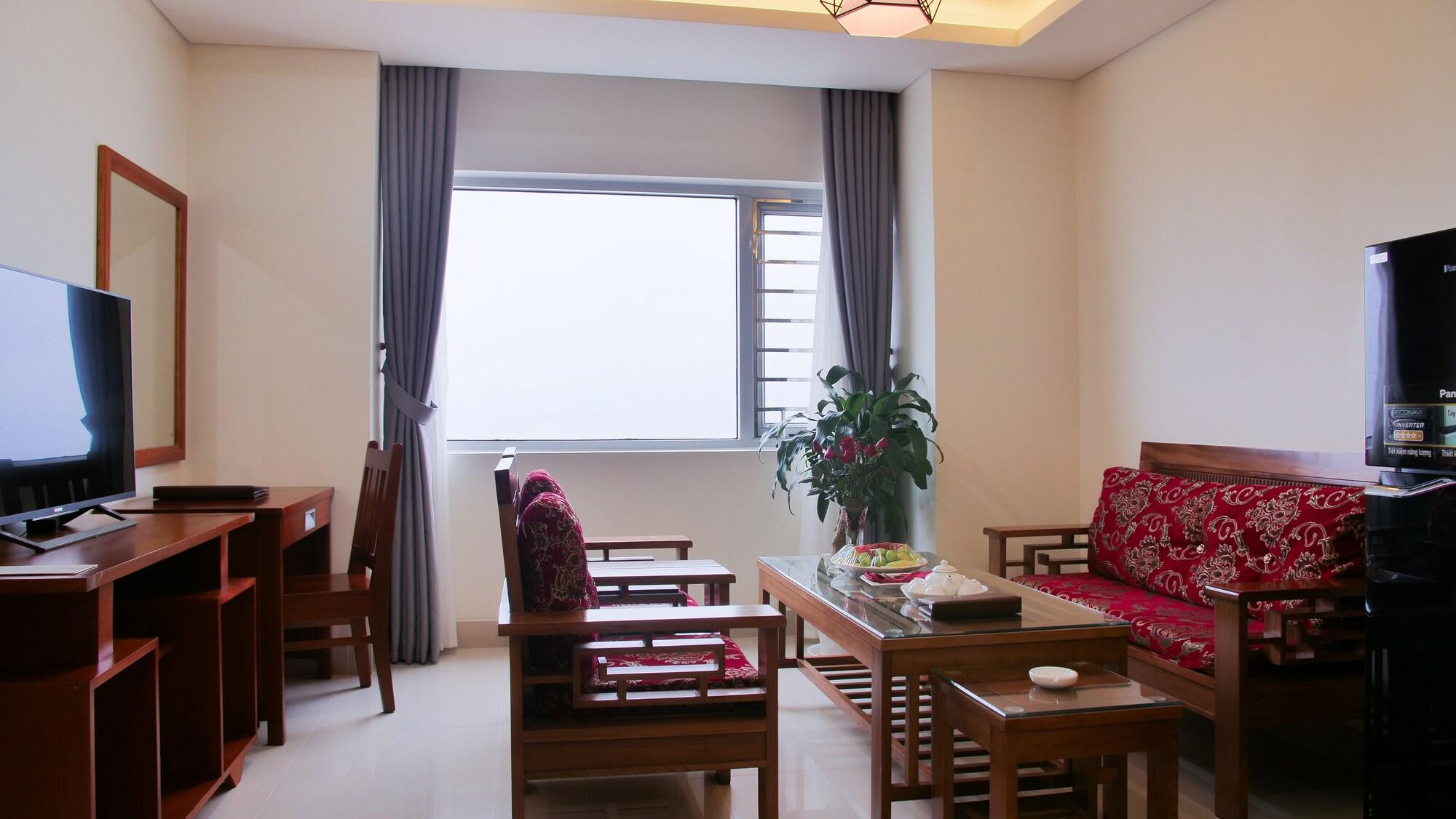 Vinh Hoang Hotel Dong Hoi Bagian luar foto