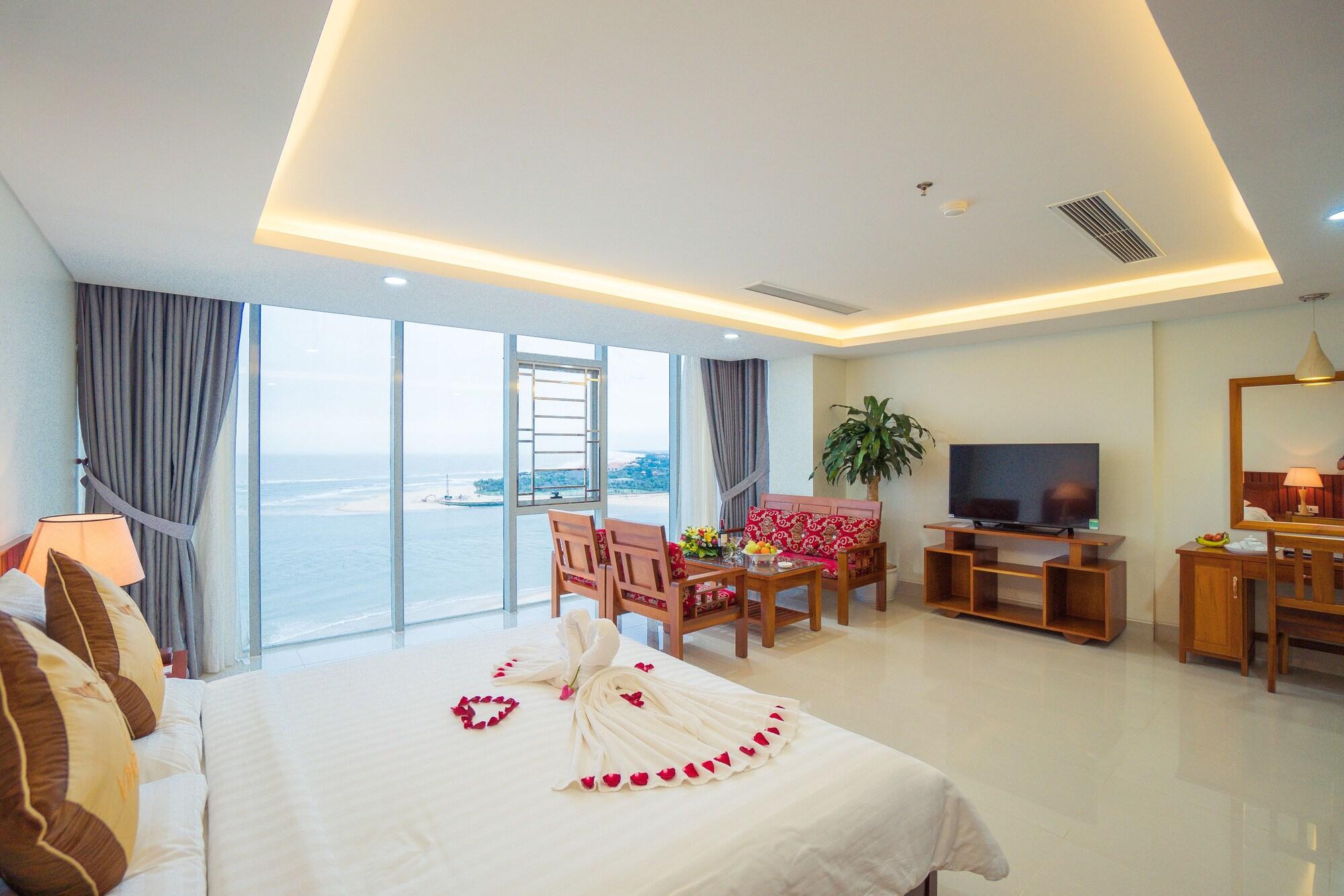 Vinh Hoang Hotel Dong Hoi Bagian luar foto