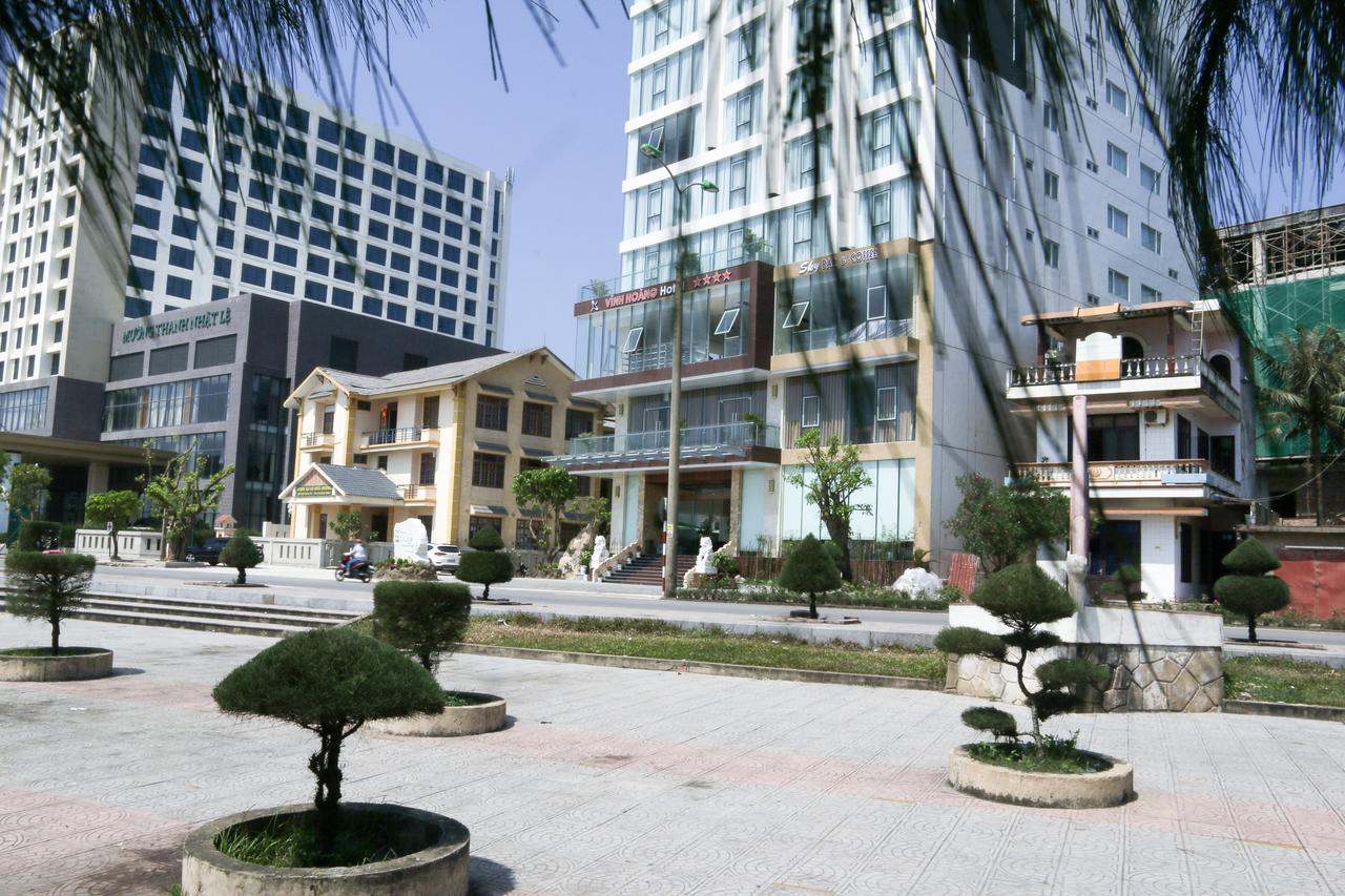 Vinh Hoang Hotel Dong Hoi Bagian luar foto