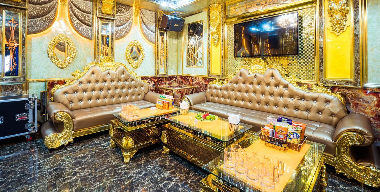 Vinh Hoang Hotel Dong Hoi Bagian luar foto